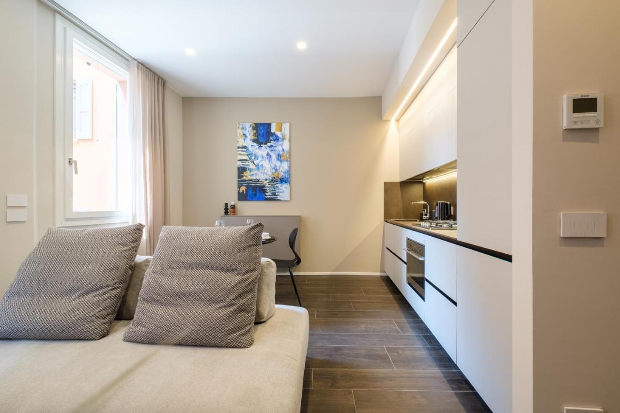 Golden Suite By Studio Vita Bologna Exteriör bild