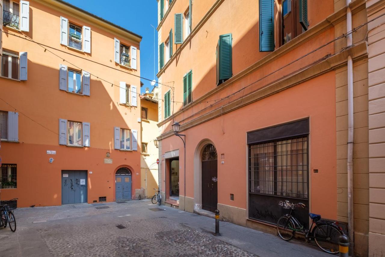 Golden Suite By Studio Vita Bologna Exteriör bild